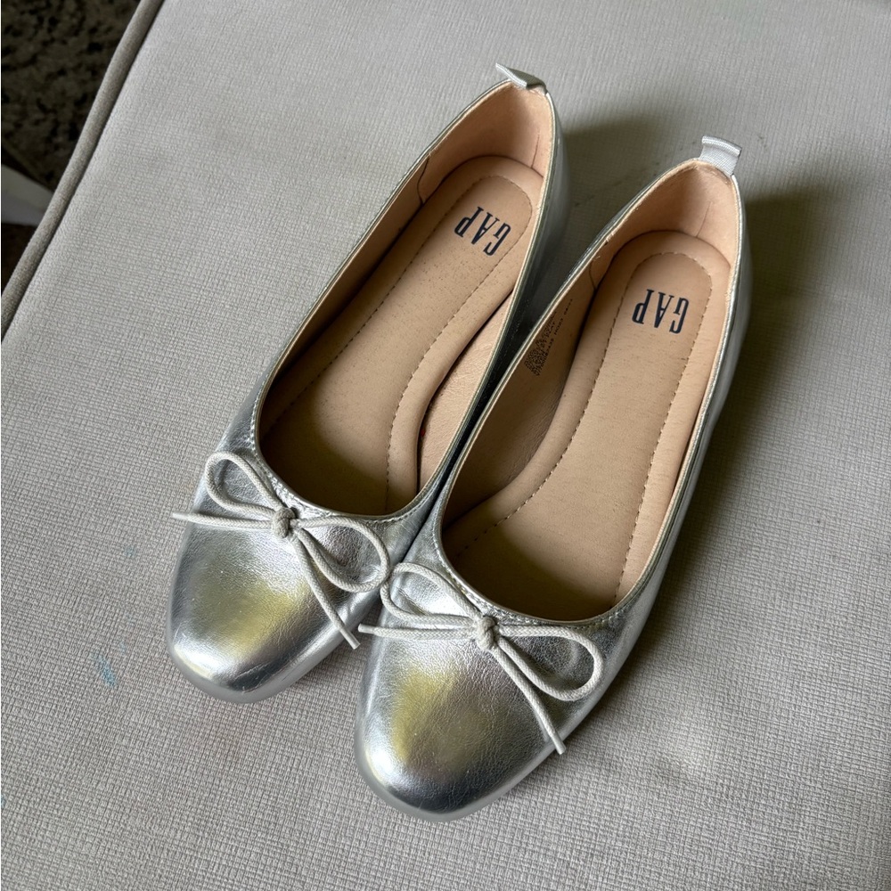 GAP Women's Silver Ballet Flats
